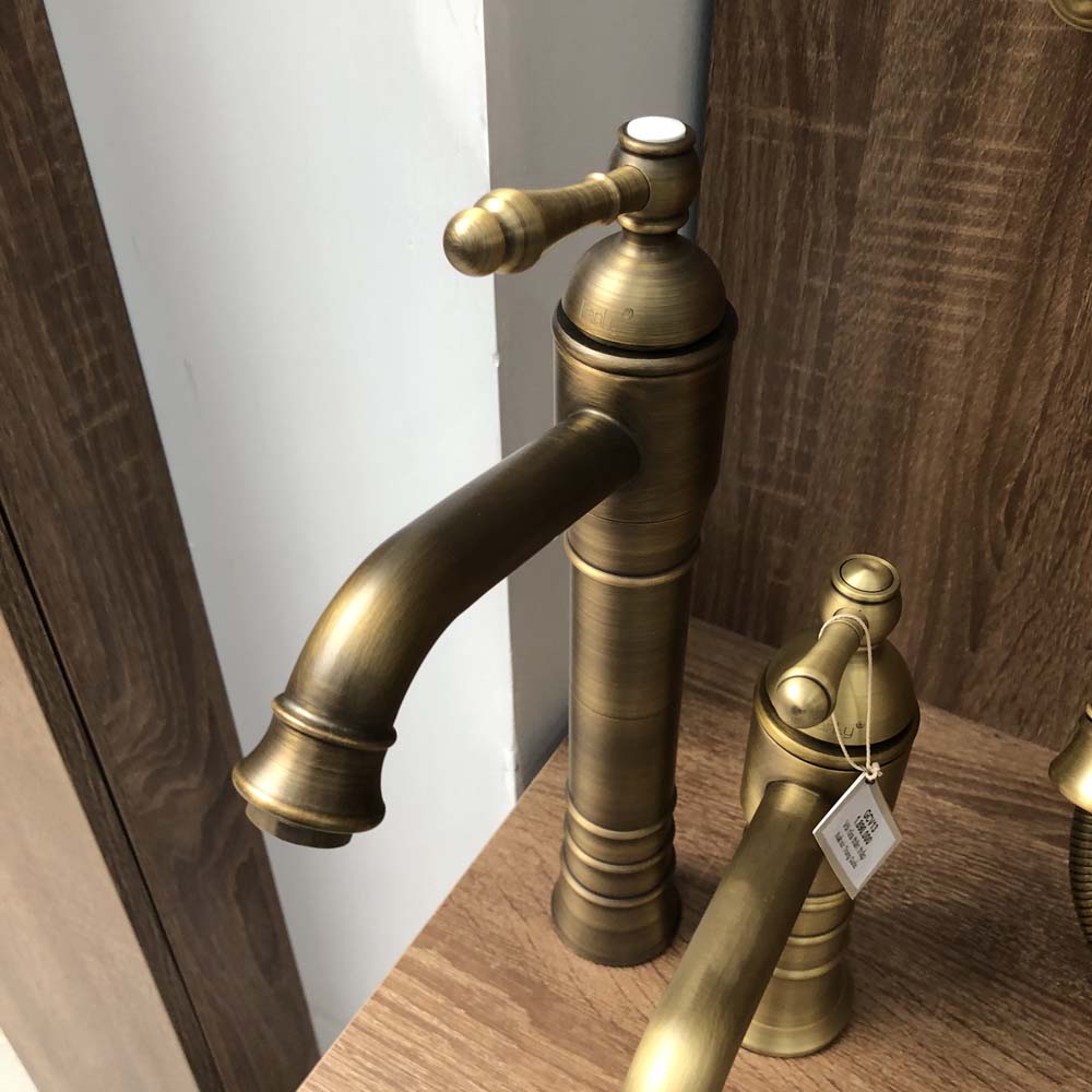 Vòi chậu lavabo nóng lạnh bằng đồng Kanly GCA13/GCV13