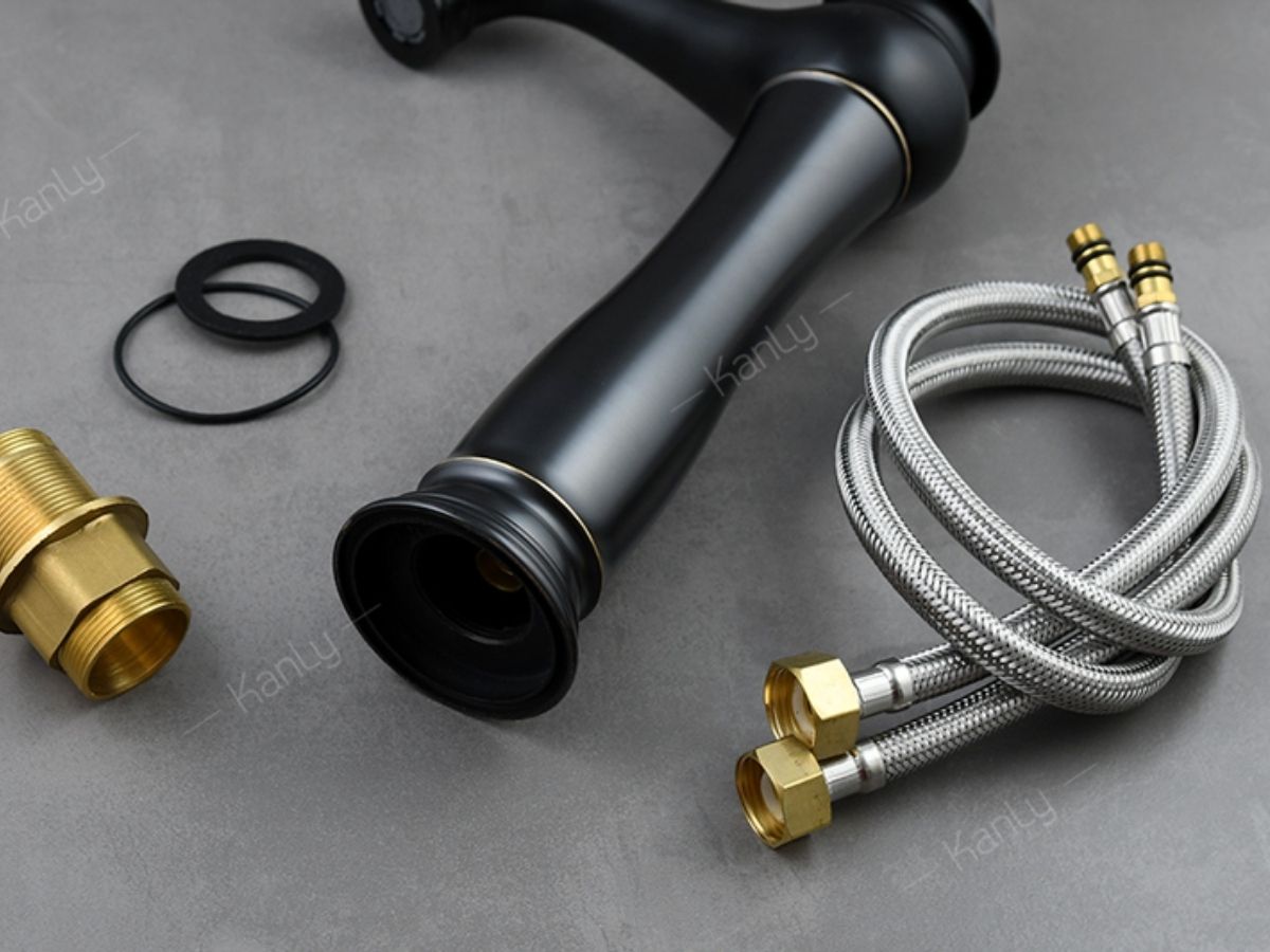 Vòi chậu lavabo nóng lạnh bằng đồng Kanly GCA14B