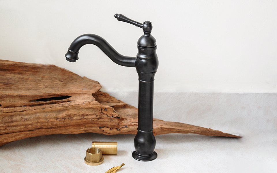 Vòi rửa lavabo thân cao bằng đồng Kanly GCA15B