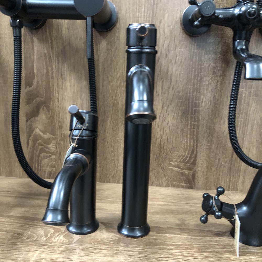 Vòi chậu lavabo nóng lạnh bằng đồng Kanly GCA20B/V20B