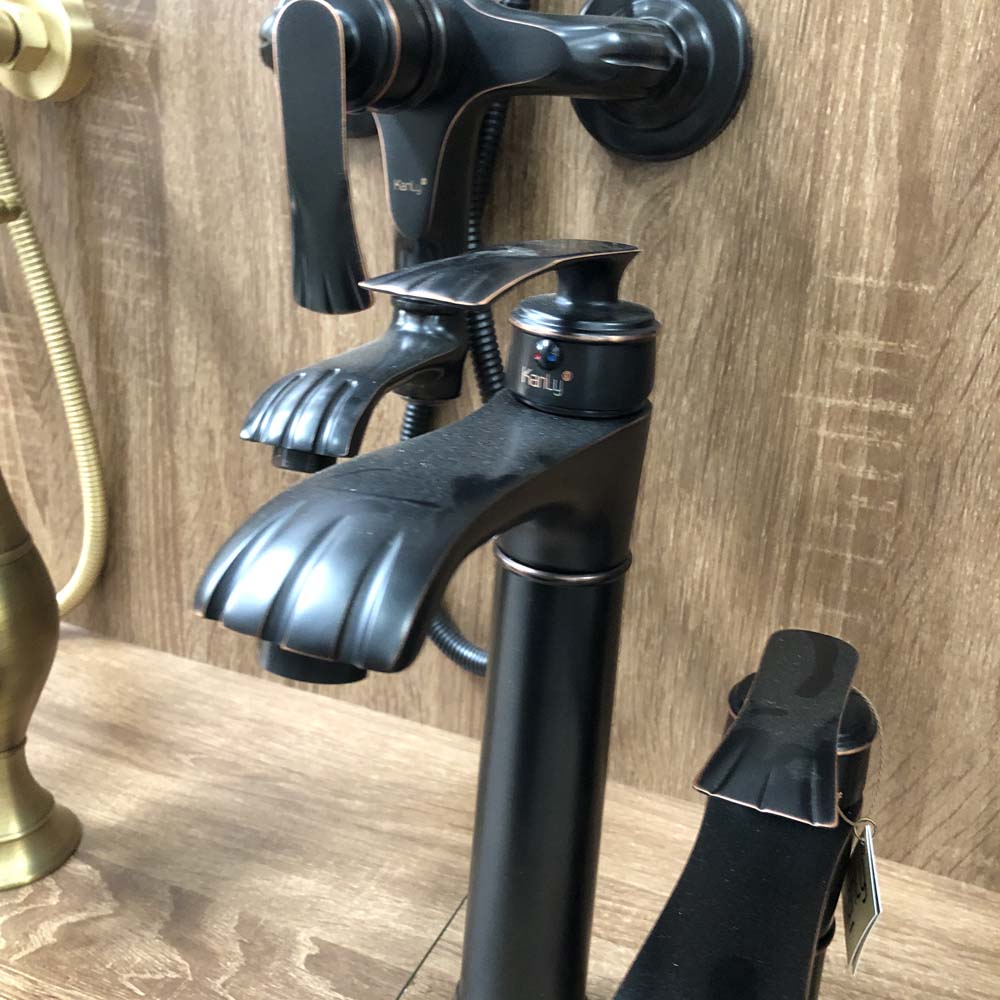 Vòi lavabo nóng lạnh bằng đồng Kanly GCA41B/V41B