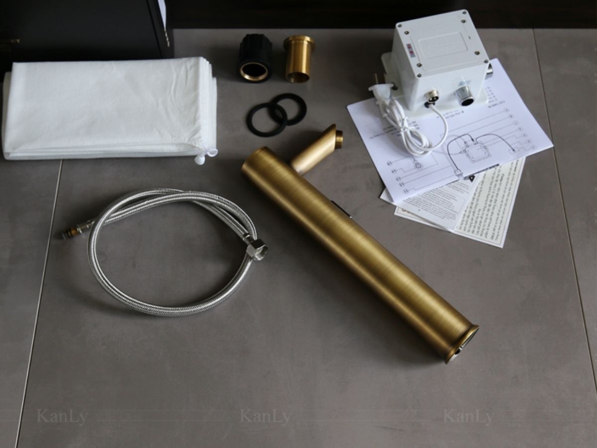 Vòi chậu lavabo cảm ứng bằng đồng Kanly GCAC1