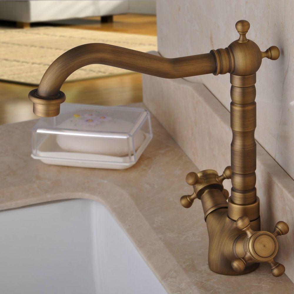 Vòi chậu lavabo nóng lạnh bằng đồng Kanly GCC05