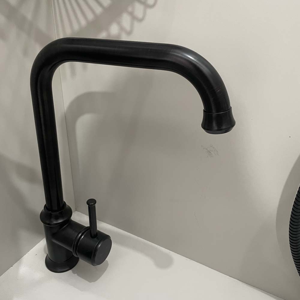 Vòi chậu nóng lạnh bằng đồng Kanly GCC07B