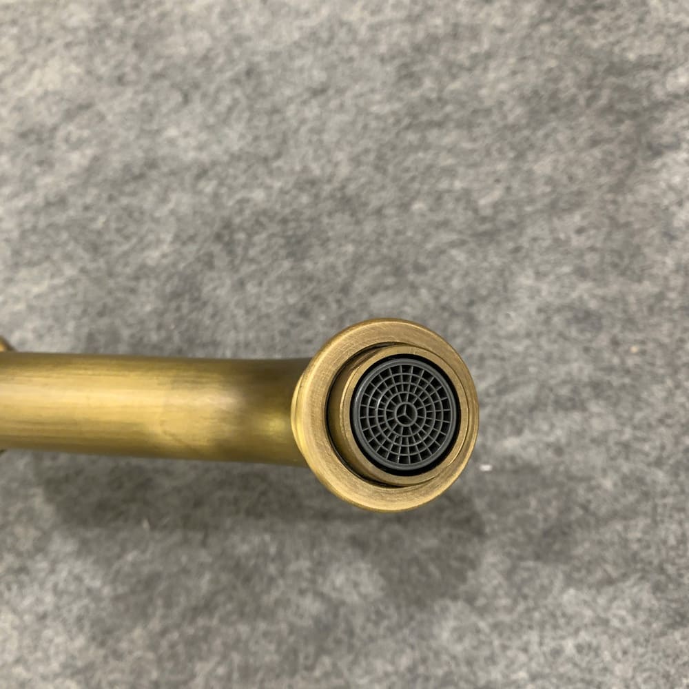 Vòi chậu lavabo nóng lạnh bằng đồng Kanly GCA13/GCV13