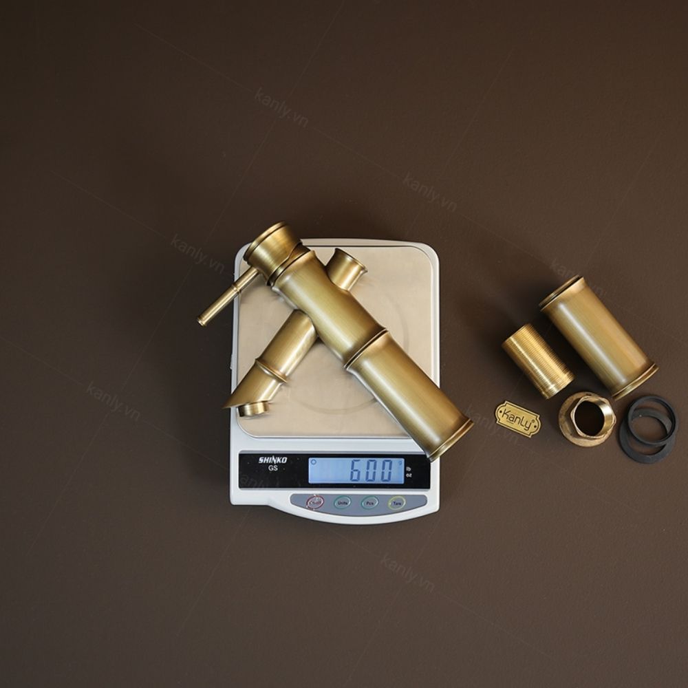 Vòi chậu lavabo nóng lạnh bằng đồng Kanly GCV02