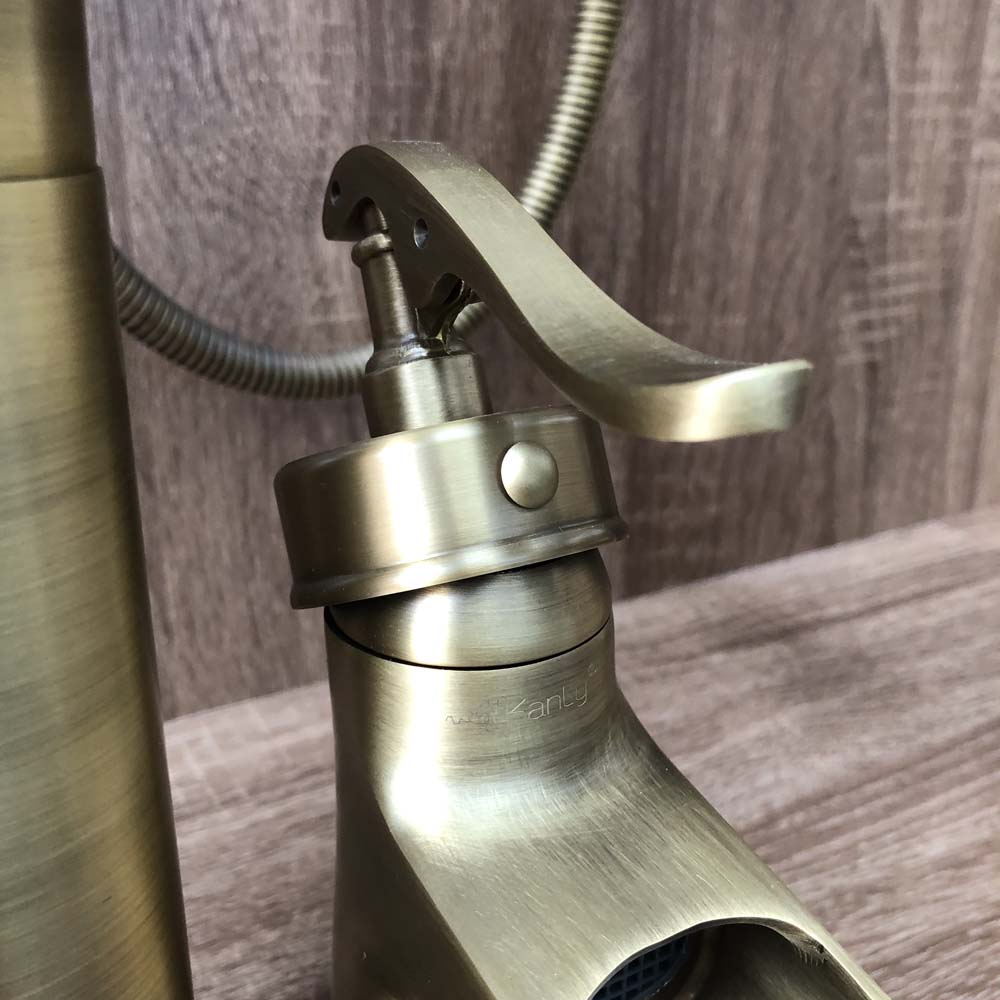 Vòi chậu nóng lạnh bằng đồng Kanly GCV04