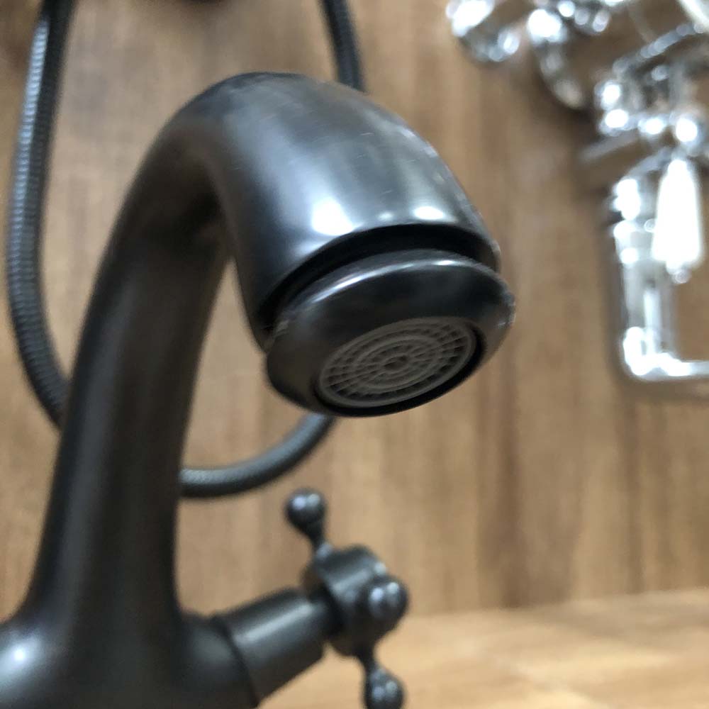 Vòi chậu lavabo nóng lạnh bằng đồng Kanly GCV05B