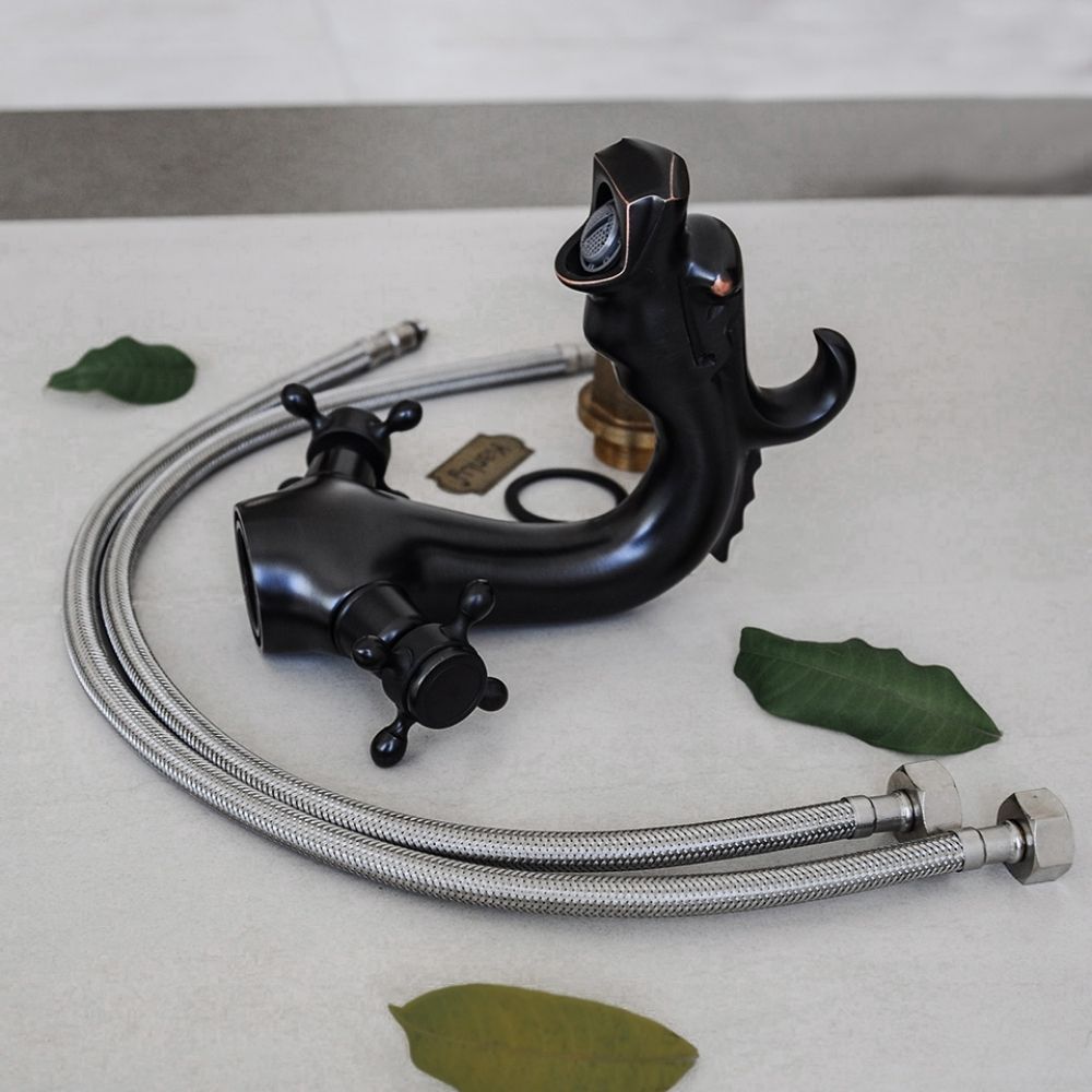 Vòi chậu lavabo nóng lạnh bằng đồng Kanly GCV10B