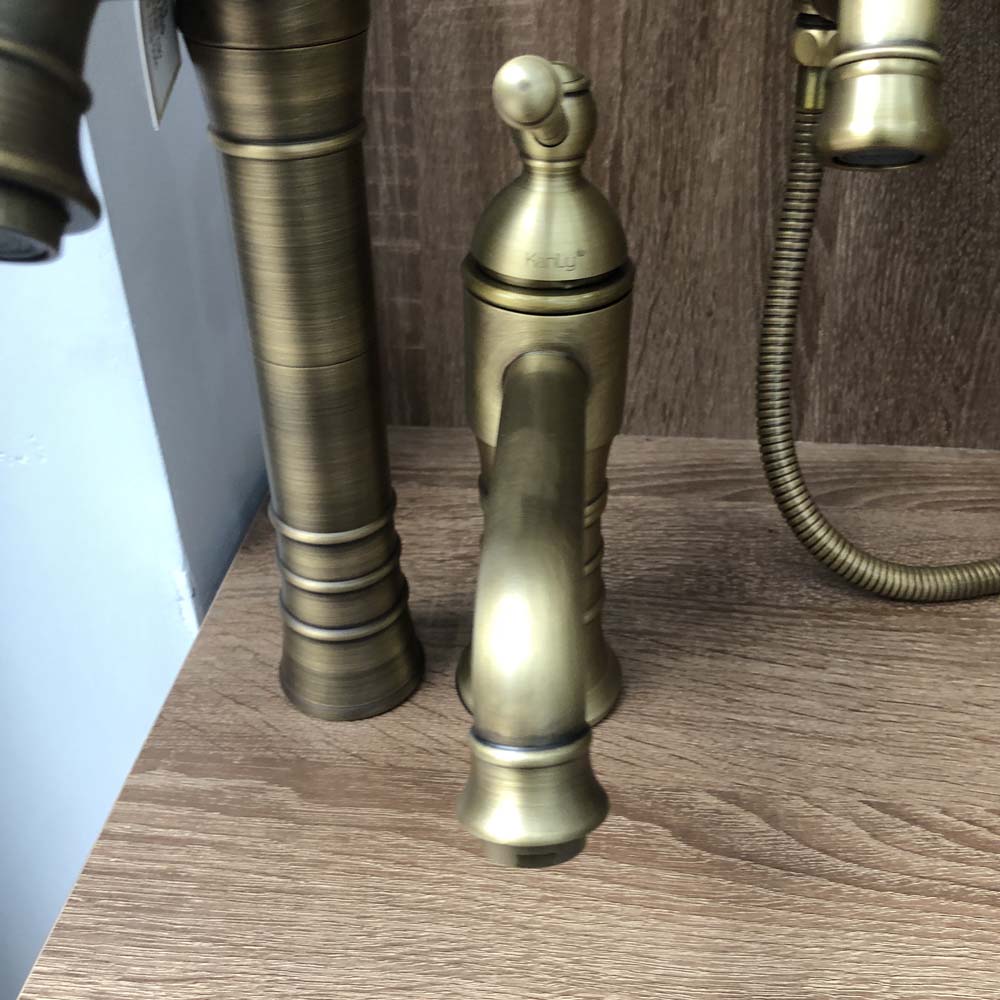 Vòi chậu lavabo nóng lạnh bằng đồng Kanly GCA13/GCV13