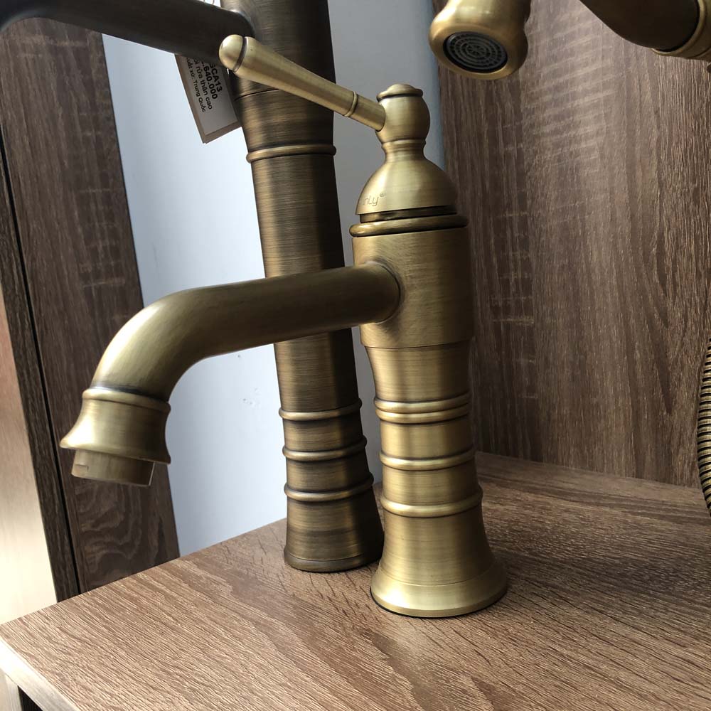 Vòi chậu lavabo nóng lạnh bằng đồng Kanly GCA13/GCV13