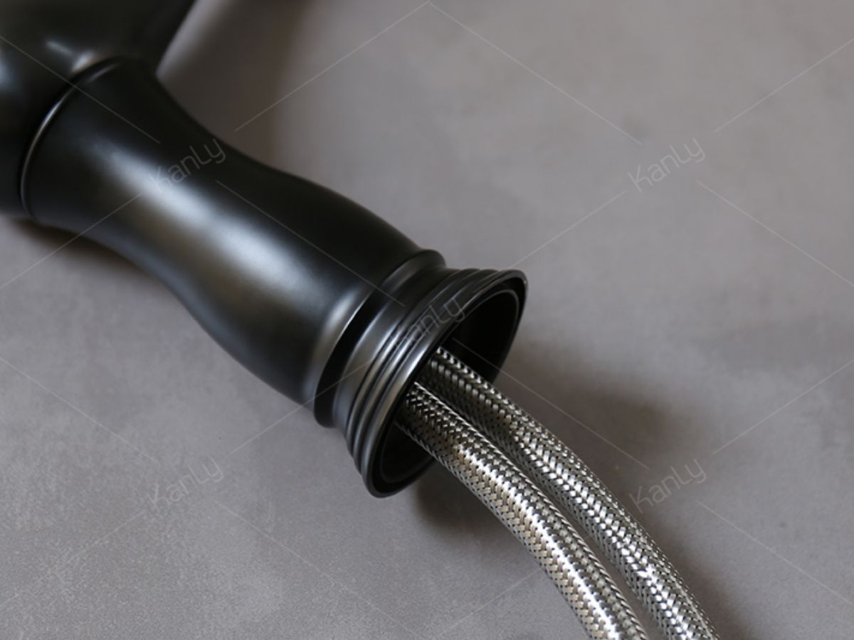 Vòi chậu lavabo nóng lạnh bằng đồng Kanly GCV14B