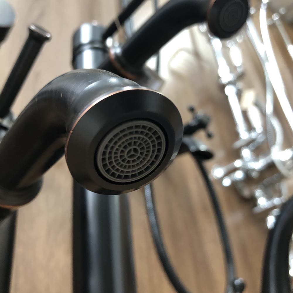 Vòi chậu lavabo nóng lạnh bằng đồng Kanly GCA20B/V20B