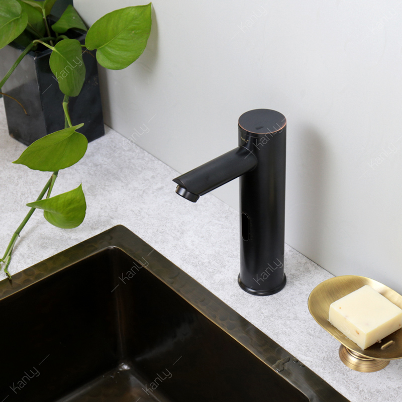 Vòi lavabo cảm ứng Kanly GCVC1B