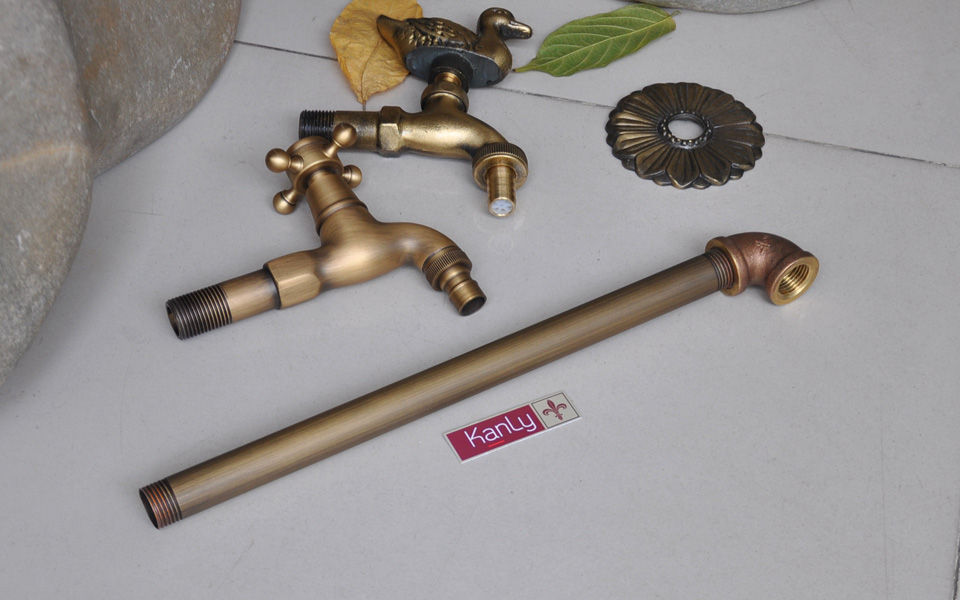 Vòi nước gắn tường Kanly GCT01