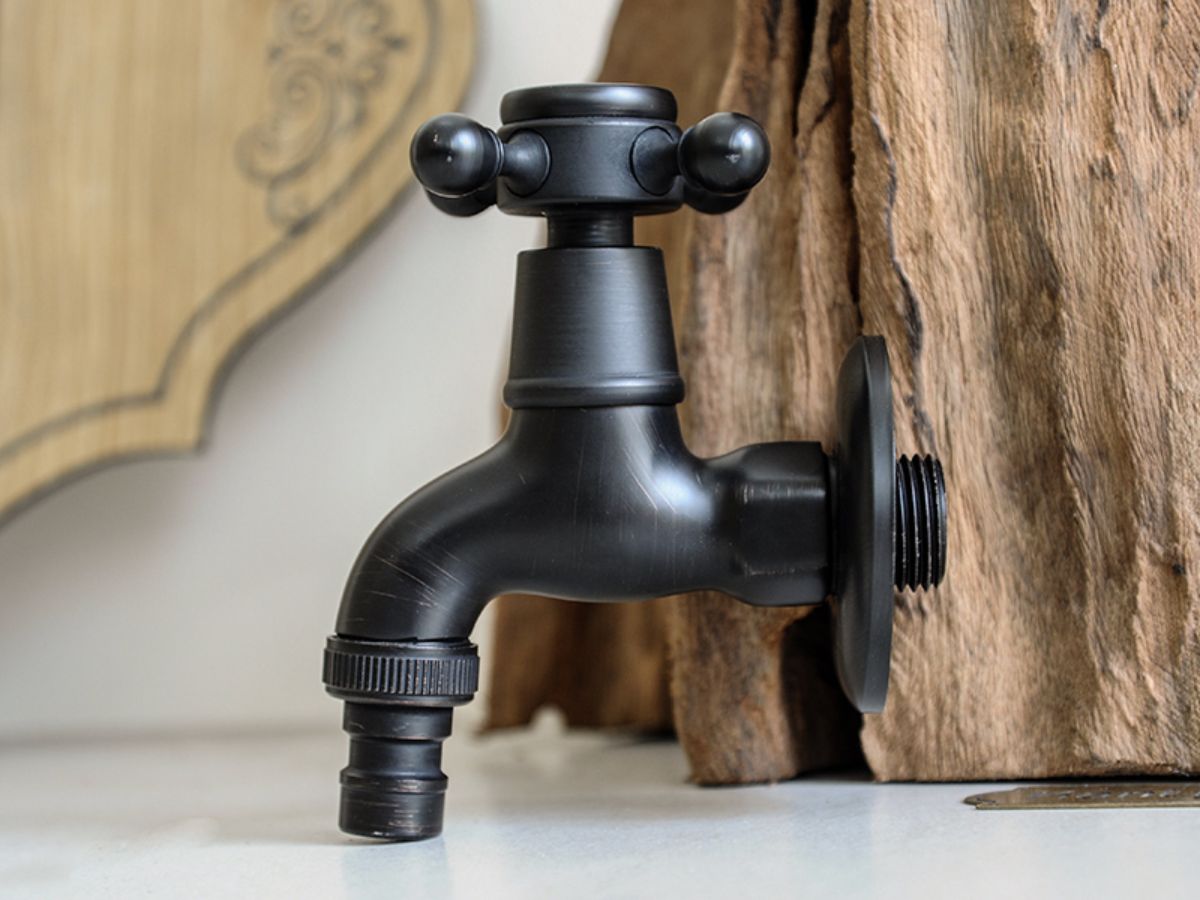 Vòi hồ nước lạnh bằng đồng Kanly GCT01NB