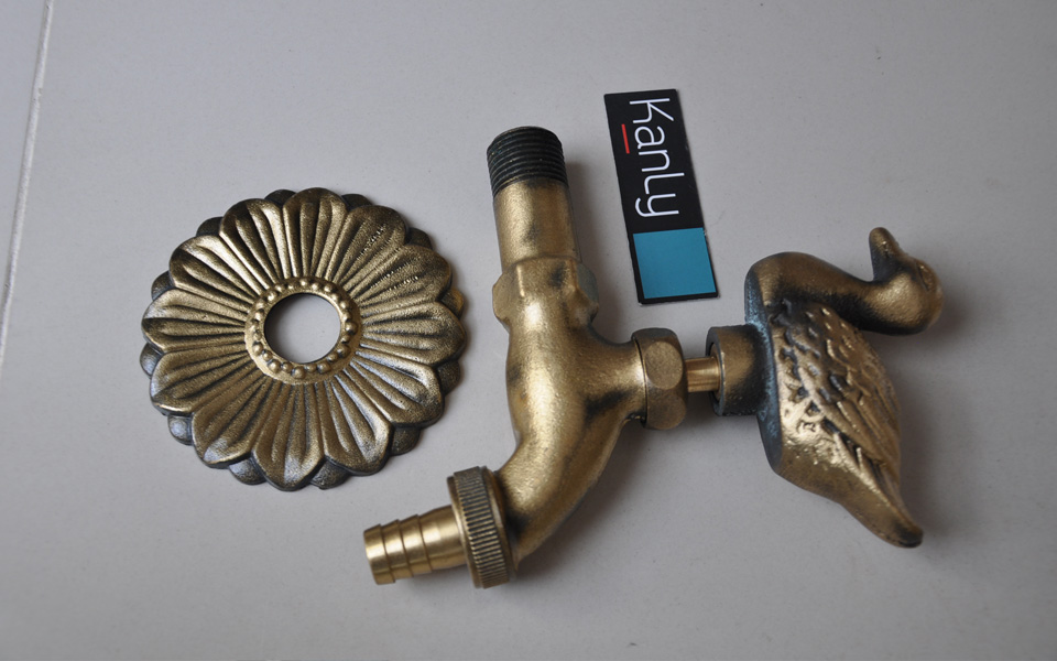 Vòi cấp nước tưới cây cảnh Kanly GCT02