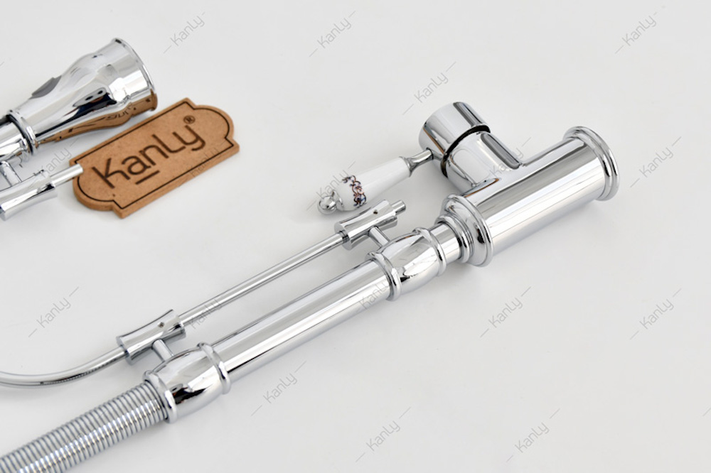 Vòi rửa bát dây rút nóng lạnh bằng đồng Kanly CHC09