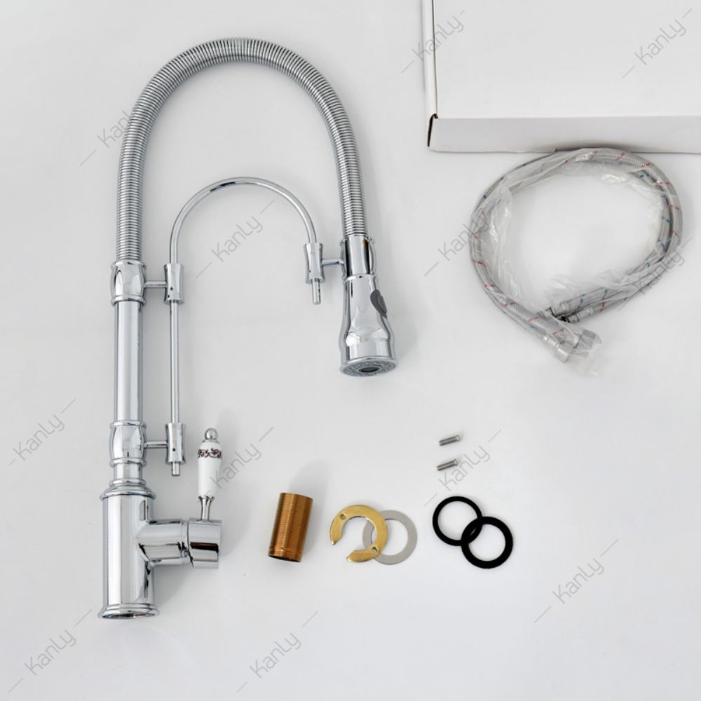 Vòi rửa bát dây rút nóng lạnh bằng đồng Kanly CHC09