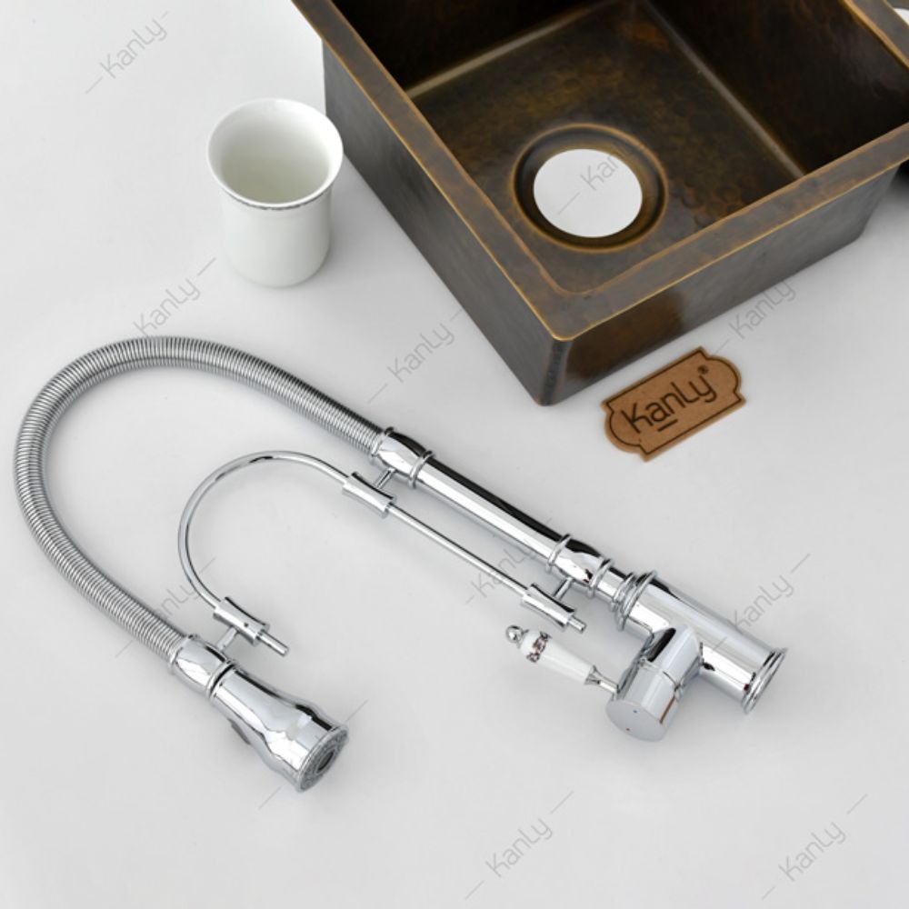Vòi rửa bát dây rút nóng lạnh bằng đồng Kanly CHC09