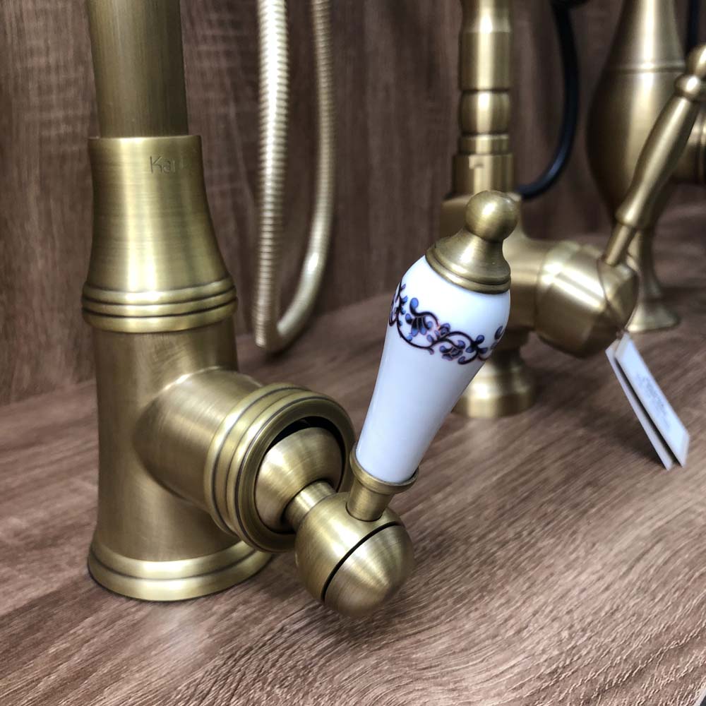 Vòi rửa bát nóng lạnh bằng đồng Kanly GCC07