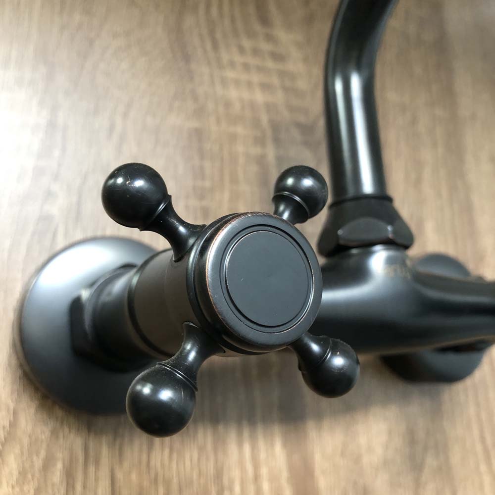 Vòi nước treo tường nóng lạnh Kanly GCT05B