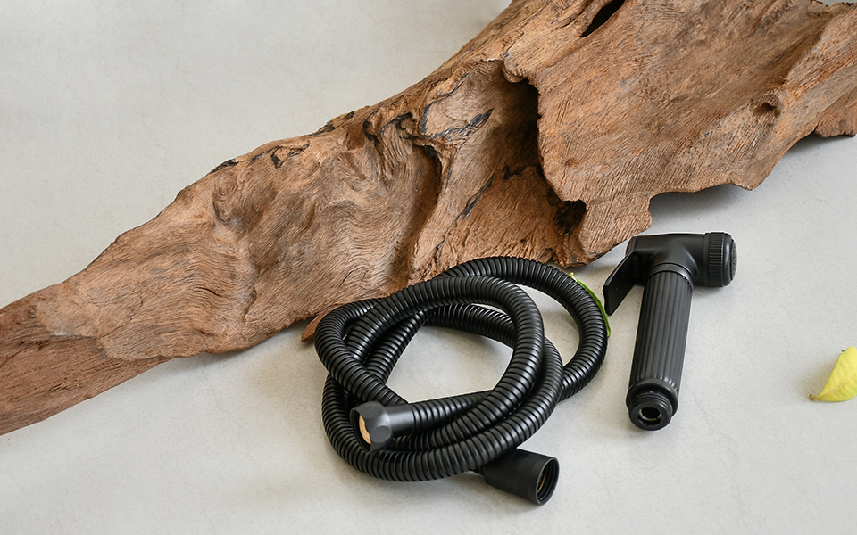 Vòi xịt rửa vệ sinh bồn cầu Kanly GCK22B