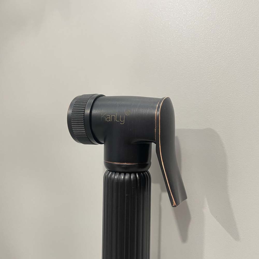 Vòi xịt rửa vệ sinh bồn cầu Kanly GCK22B