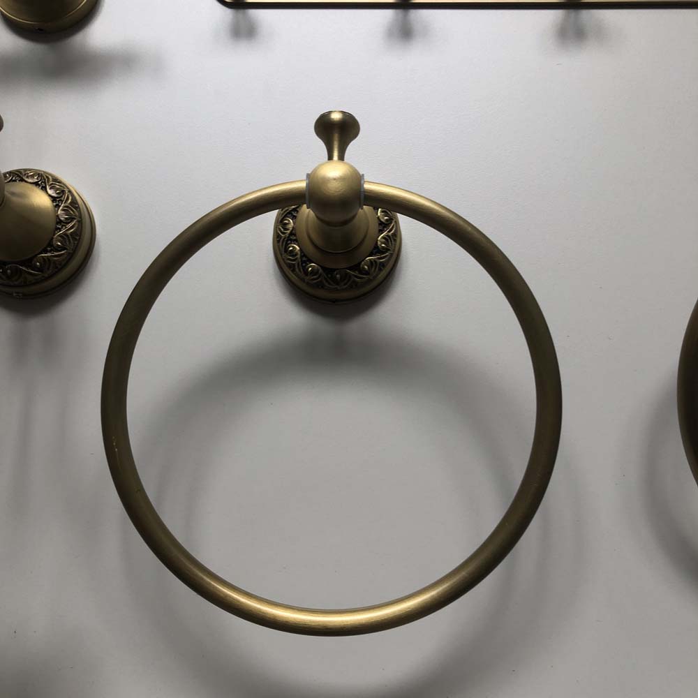 Vòng treo khăn bằng đồng Kanly GCH02