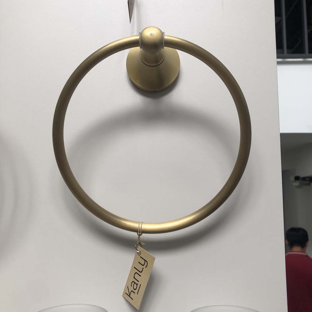 Vòng treo khăn bằng đồng Kanly GCK02