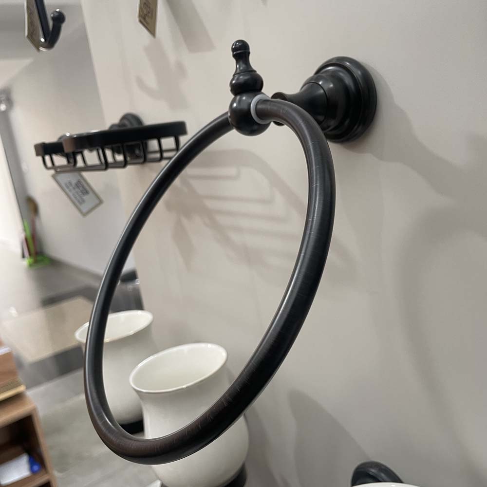 Vòng treo khăn bằng đồng Kanly GCK02B