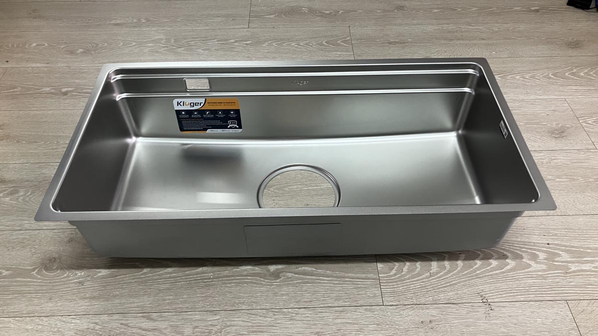 Chậu rửa chén Posco 304 Linen dập nổi Kluger KG8644FS Basic