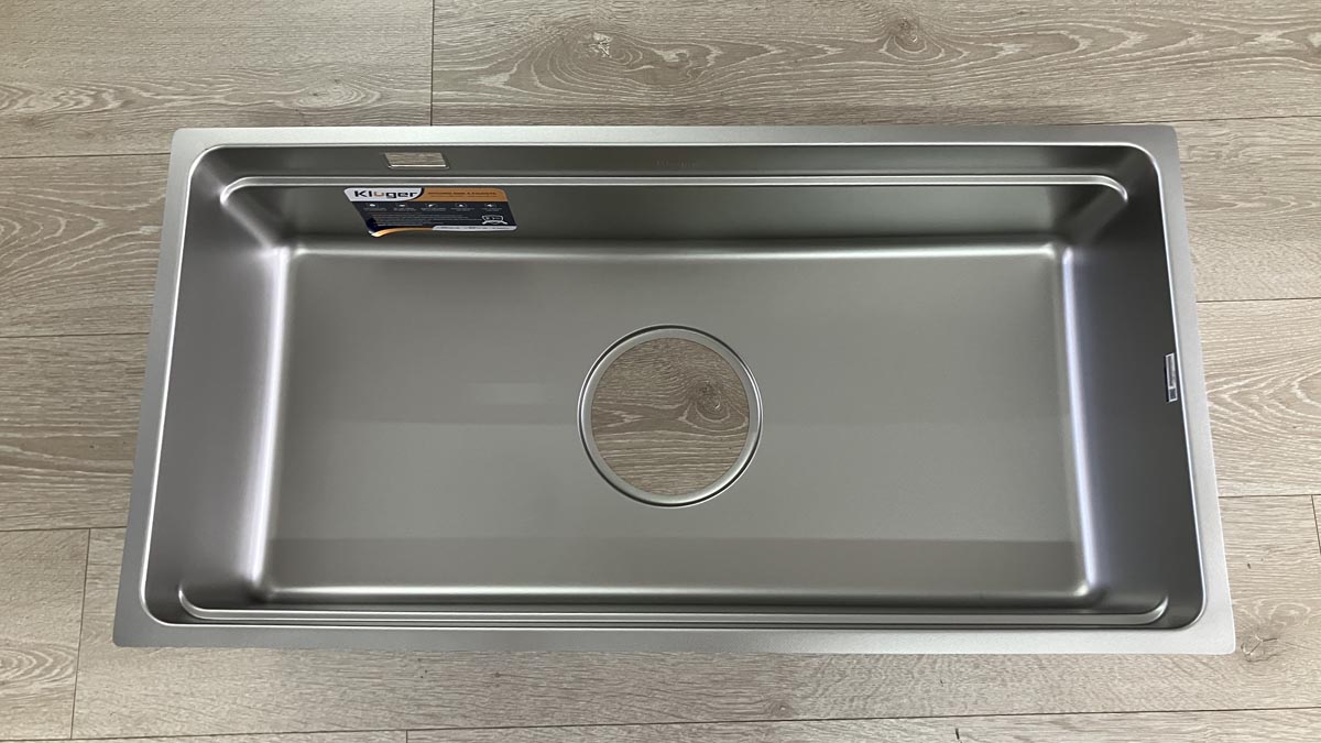 Chậu rửa chén Posco 304 Linen dập nổi Kluger KU8844FS Basic