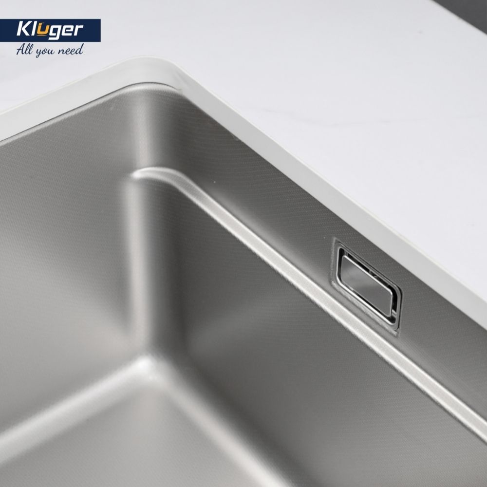Chậu rửa chén Posco 304 Linen dập nổi KLUGER KU7844FSBasic (MOD Series)