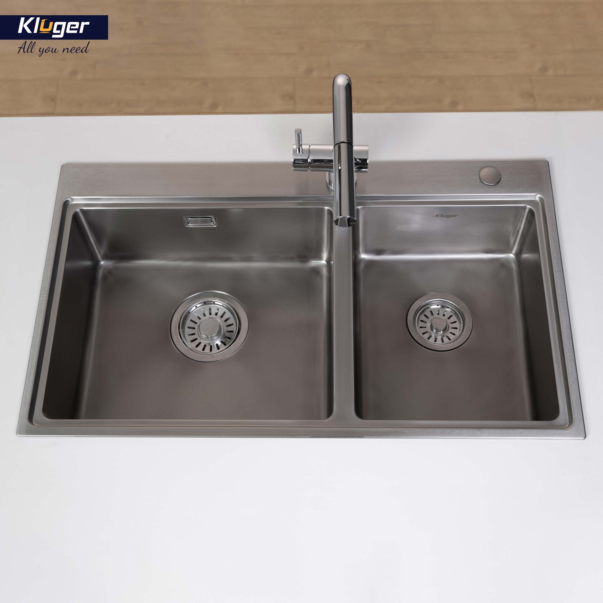 Chậu rửa chén Posco 304 đánh bóng bề mặt Kluger KW8211S - S84