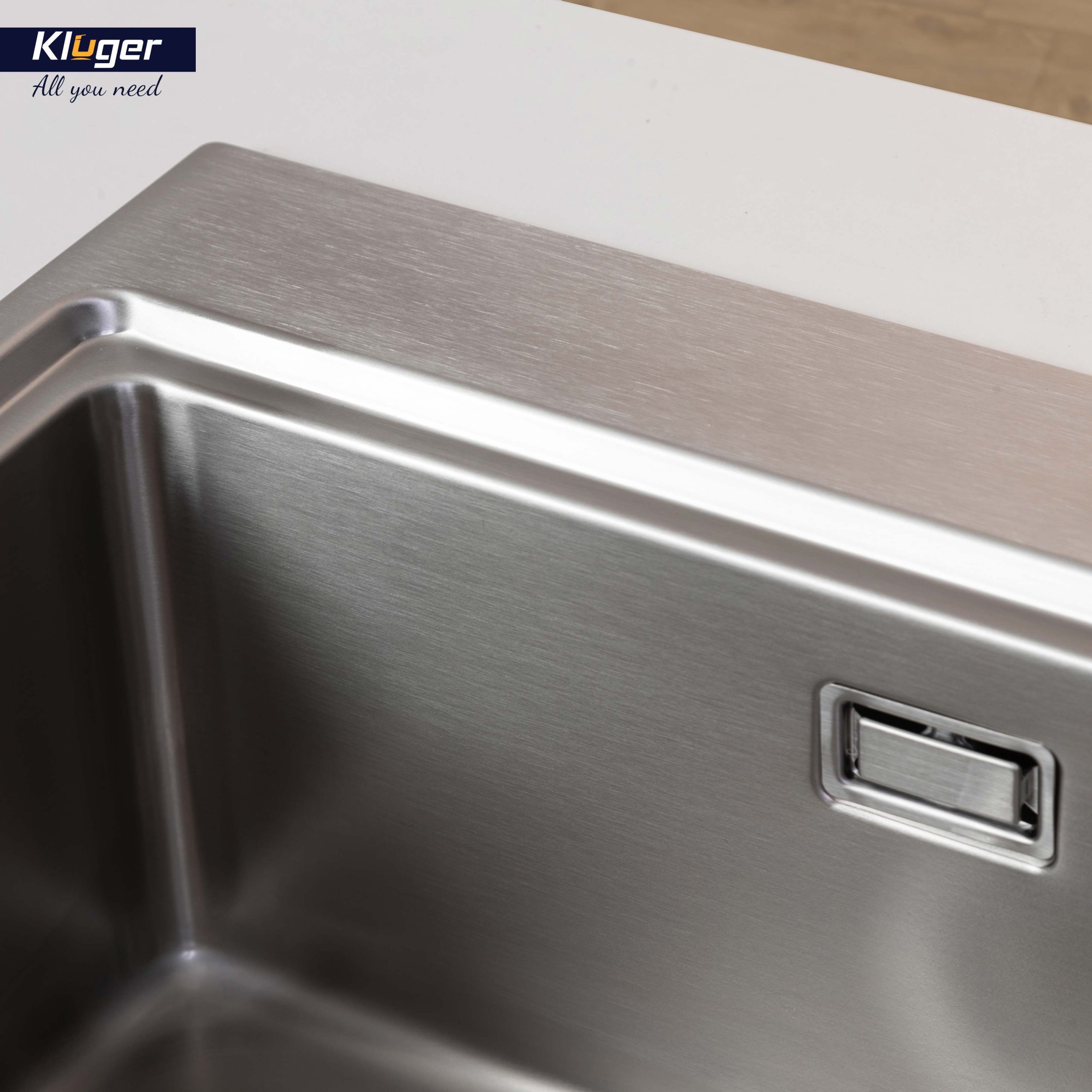 Chậu rửa chén Posco 304 đánh bóng bề mặt Kluger KW8211S - S84