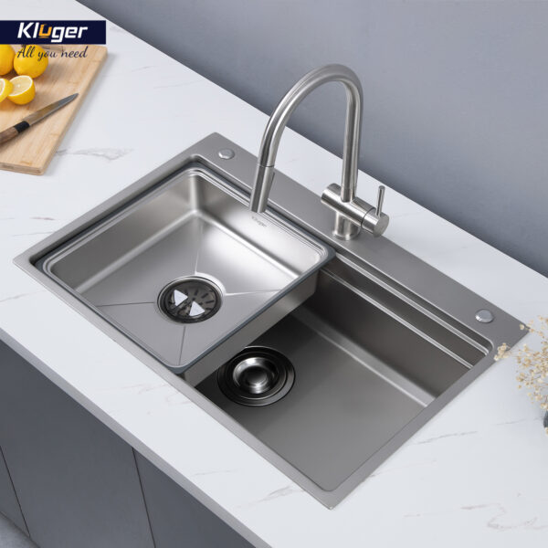 Chậu rửa chén Posco 304 Linen dập nổi KLUGER KWF8161FS-S76Plus (K600 Series)