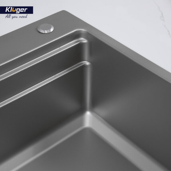 Chậu rửa chén Posco 304 Linen dập nổi KLUGER KWF8161FS-S76Plus (K600 Series)