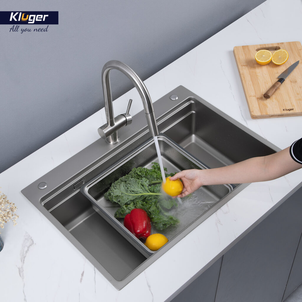 Chậu rửa chén Posco 304 Linen dập nổi KLUGER KWF8161FS-S76Plus (K600 Series)