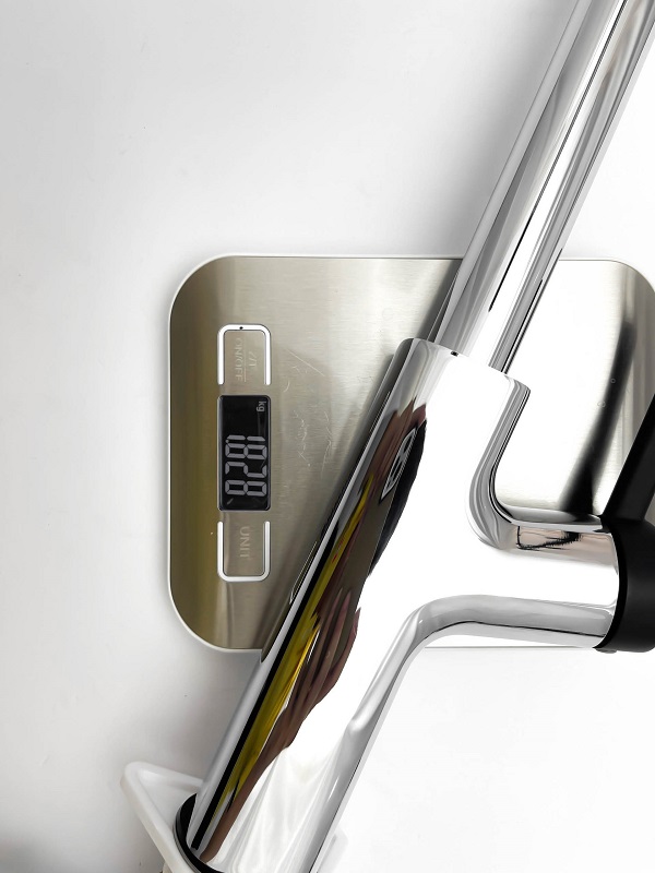 Vòi chậu bếp nóng lạnh dây rút LUNAR KLUGER KLF0006C