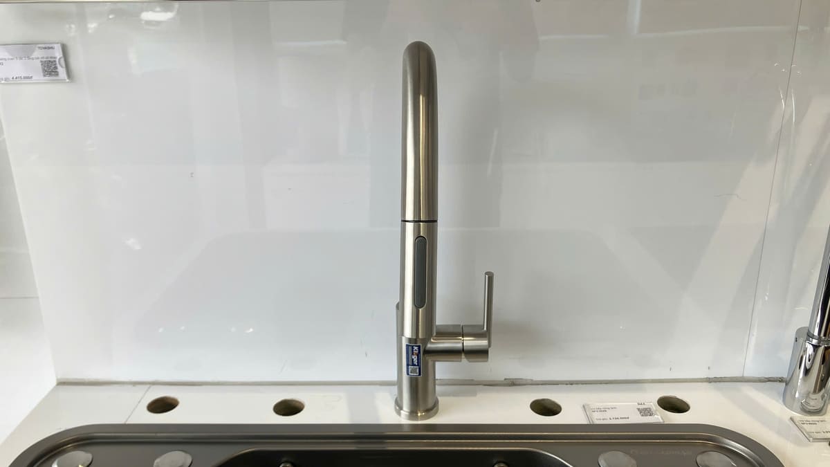 Vòi chậu bếp nóng lạnh dây rút NOVA KLUGER KLF0030S