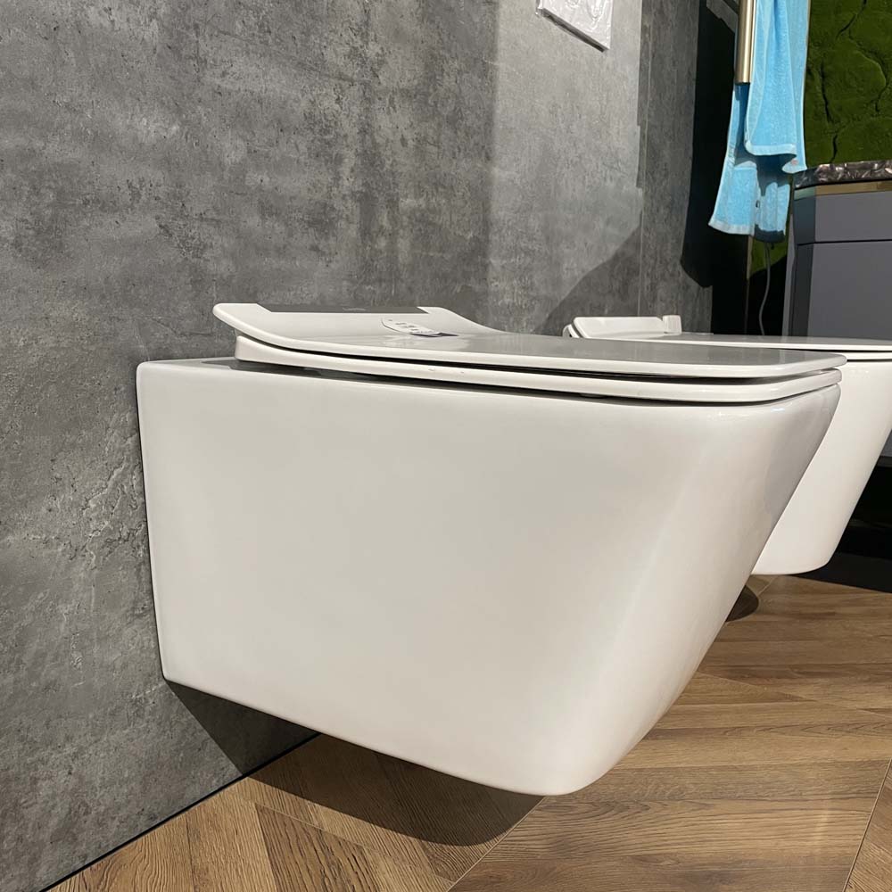 Bồn cầu treo tường LUXTA LT-401 nắp êm