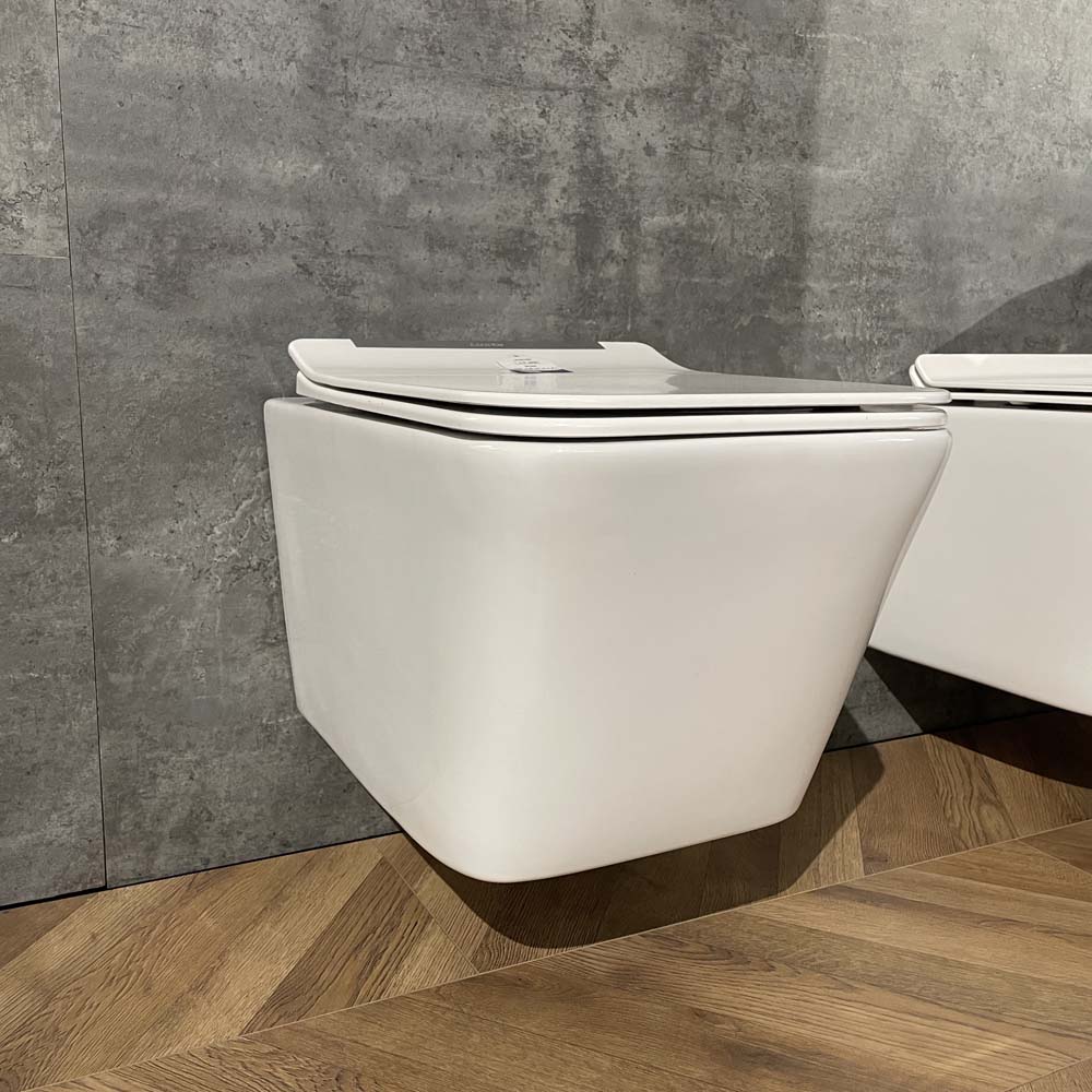 Bồn cầu treo tường LUXTA LT-401 nắp êm