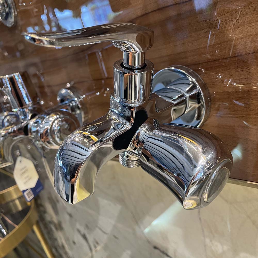 Vòi sen tắm Luxta L2114M