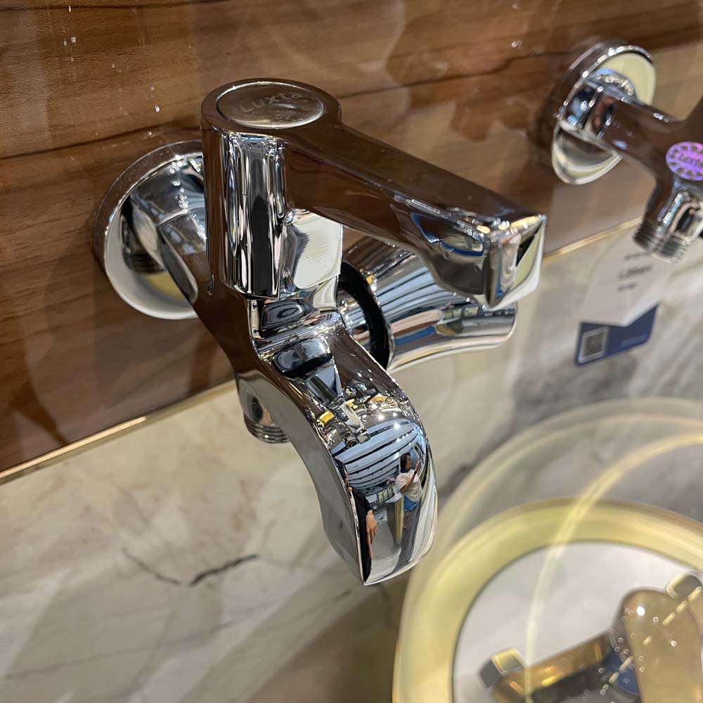 Vòi sen tắm Luxta L2114T1