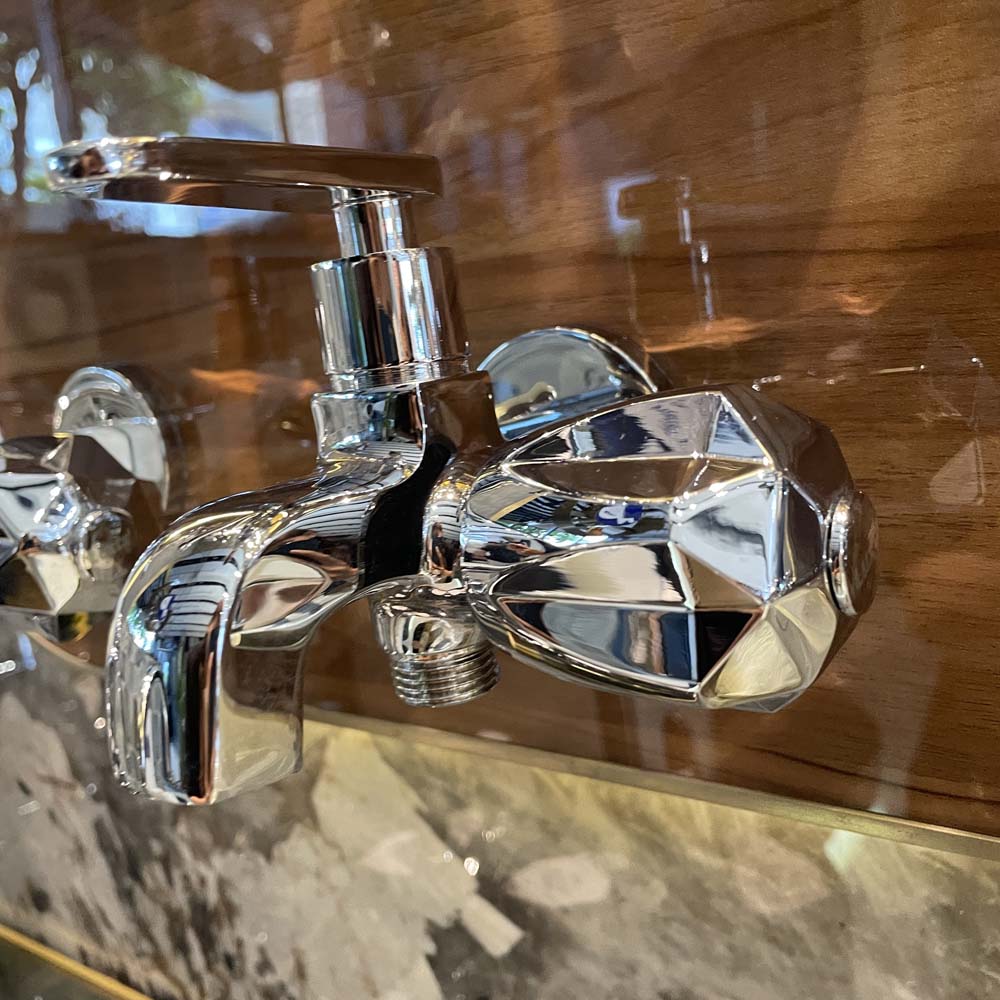 Vòi sen tắm Luxta L2114T3