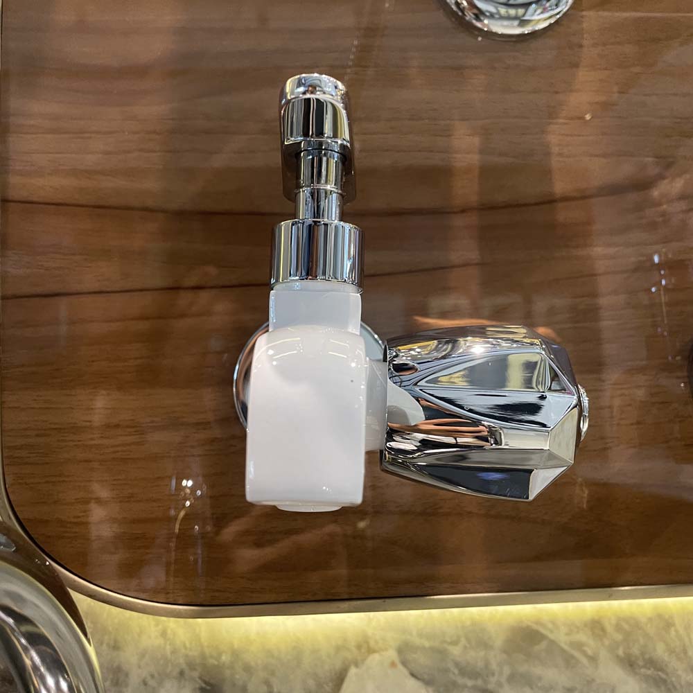 Vòi sen tắm Luxta L2114WT3