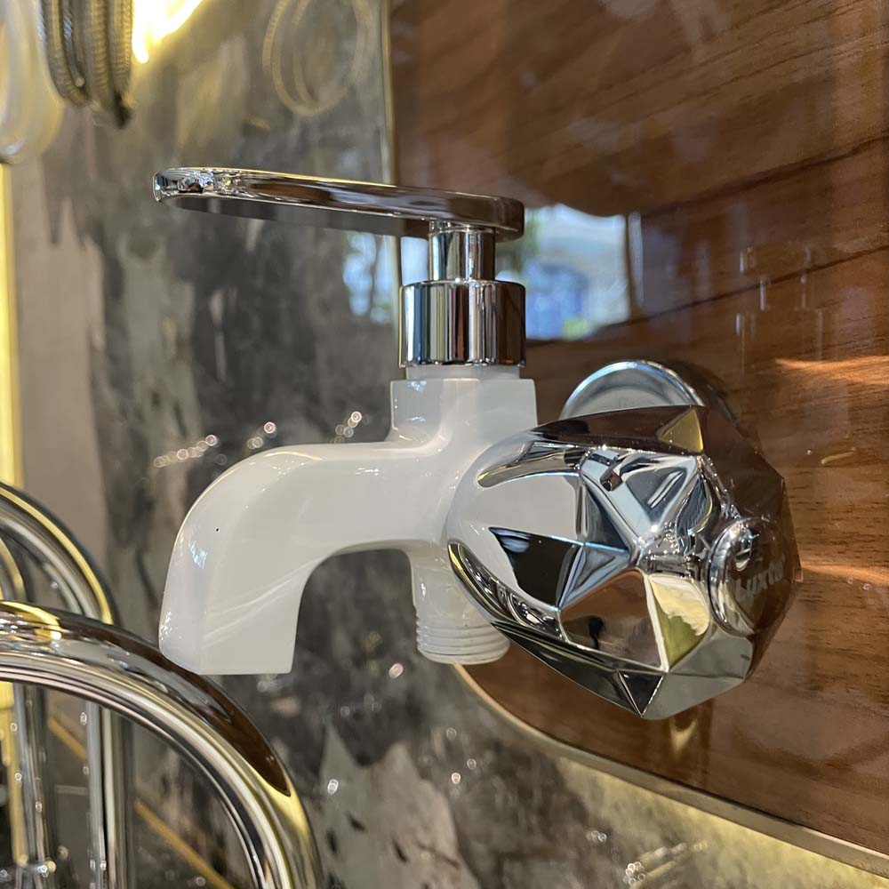 Vòi sen tắm Luxta L2114WT3