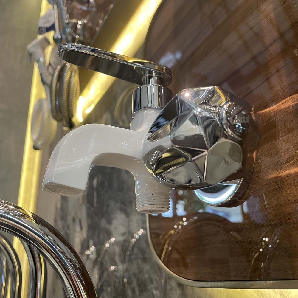 Vòi sen tắm Luxta L2114WT3