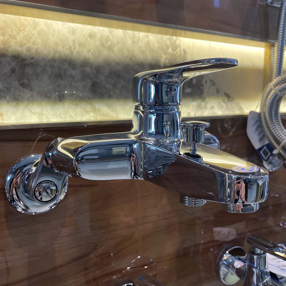 Vòi sen tắm nóng lạnh Luxta L2210C
